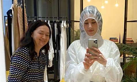 Украинская дизайнерка начала бесплатно шить защитные костюмы для медработников