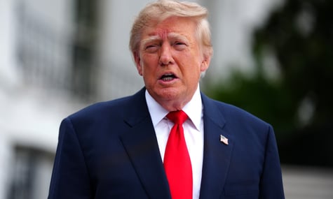 Трамп призупинив дію закону Ліндсі Грема про «пекельні санкції» проти росії, хоч місяць тому сам підписав його
