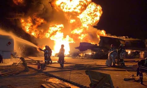 Поліція порушила справу через пожежу в автоцистернах з нафтопродуктами у Києві