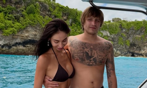 Поліція Балі каже, що блогерка Єва Мішалова не причетна до вбивства українця Комарова: її допитували лише як свідка