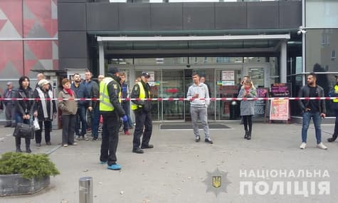 В Харькове произошла перестрелка возле супермаркета: есть погибший и раненый