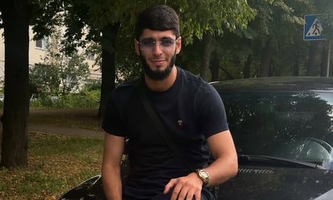 Син свідка у справі детектива НАБУ Магамедрасулова заявив, що СБУ нібито погрожує його родині. Там заперечили