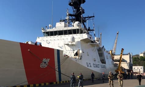 В Одеський порт зайшов фрегат берегової охорони США, який провів дводенні навчання з українськими кораблями