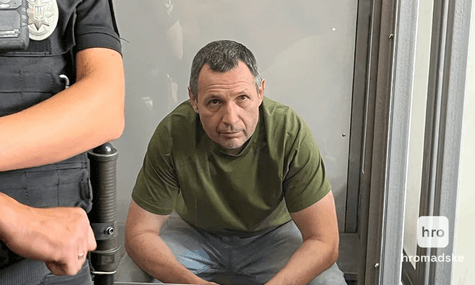Підозрюваний у вбивстві Андрія Парубія в залі суду, 2 вересня 2025 року
