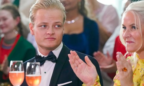 Пасинка кронпринца Норвегії взяли під варту за напад. Лише за два дні його мали судити за десятками інших звинувачень