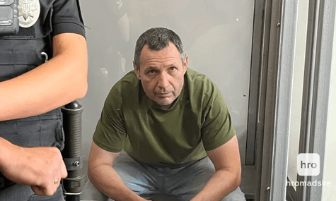 Підозрюваному у вбивстві Парубія продовжили запобіжний захід