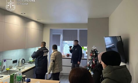 В Івано-Франківську поліціянта підозрюють у привласненні 2,7 млн гривень батька загиблої захисниці «Азовсталі»