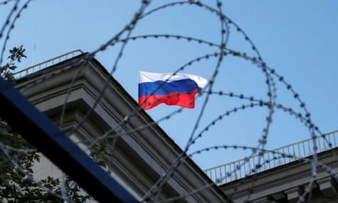 Десятки керівників збройних компаній рф досі не потрапили під санкції Заходу — Reuters