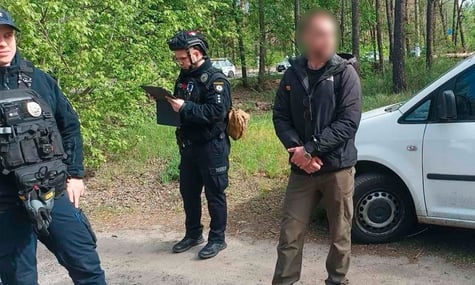 У Харкові чоловік ножем погрожував військовослужбовцю ТЦК. Справою займається поліція