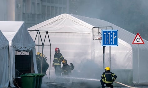 Біля парламенту Сербії лунала стрілянина, одна людина поранена. Вучич каже про терористичний акт