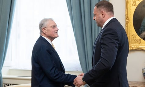 Донька Келлога назвала «фейковою» статтю про візит її батька до Києва: писали про супровід Єрмака і втому через вік