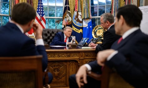 Лідери ЄС погодилися з Трампом, щоб той зателефонував і розповів путіну про результати зустрічі