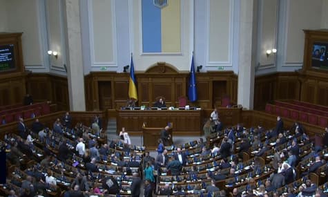 Recognition of "rascism", reaction of security forces to combat pay supplement: highlights of the day