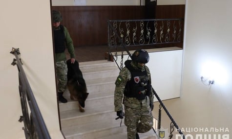 1216 повідомлень за пів дня. В Україні масово повідомляють про мінування, поліція не виключає «ІПСО від ворога»