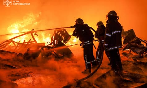 Нічна атака дронами: у Харкові постраждало щонайменше четверо людей