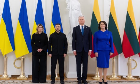 Литва передасть Україні майже сотню генераторів — Зеленський