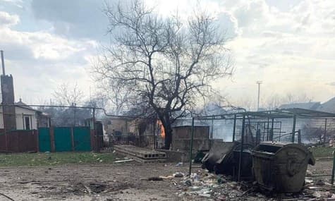 «Людям нема, де жити»: окупанти зруйнували ще три будинки в Золотому