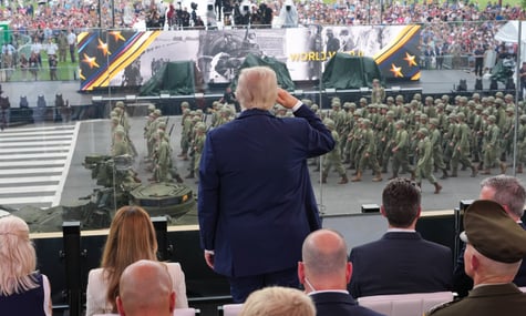 У США відбувся перший за десятки років військовий парад на тлі протестів по всій країні