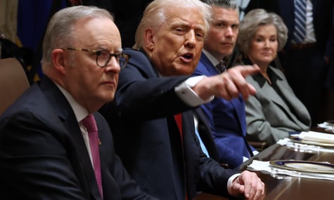 Трамп заявив, що в бік Ірану пливе американська армада