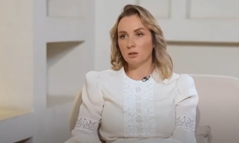 російська омбудсменка розповіла, як «перевиховала» хлопчика з Маріуполя, який не хотів жити у рф і «провокував» її українськими піснями