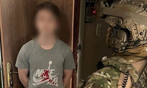 У Бахмуті затримали підлітка, який здавав окупантам позиції української артилерії — прокуратура