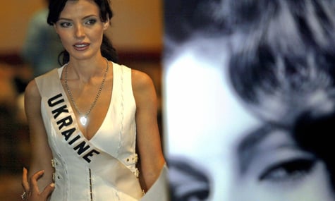 Розмова з «Міс Україна» допомогла «олюднити» Зеленського в очах Трампа — NYT