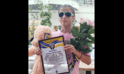 12-річна незряча дівчинка своїм співом зібрала понад 5,5 млн гривень для ЗСУ