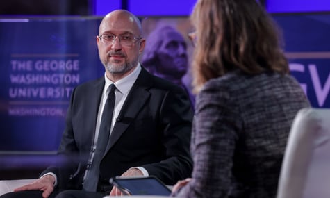 Шмигаль підтвердив, що угоду про копалини підпишуть незабаром. У ній є згадка про нову допомогу