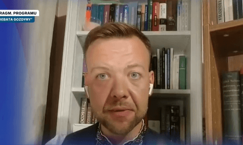 У Польщі звільнили українського журналіста, який назвав Навроцького «паханом». Там вимагають покарати його