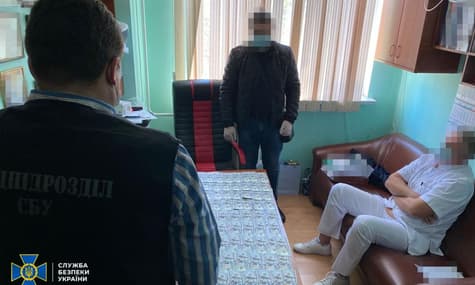 В Одесской больнице у пациентов требовали деньги за бесплатные операции на сердце — СБУ