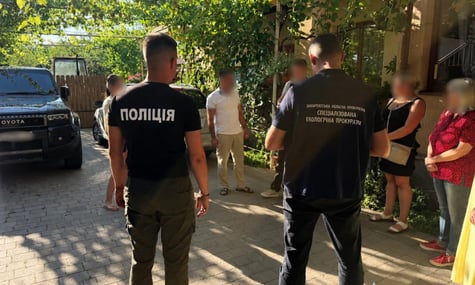 Майже мільярд гривень збитків. До схеми незаконного видобутку корисних копалин на Закарпатті причетний депутат — ОГП