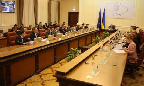 Шоу возвращаются: заседания правительства снова будут открытыми для прессы