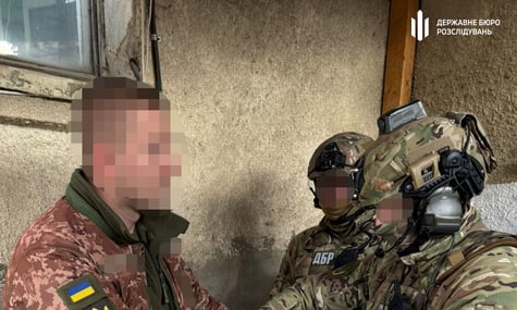 На Прикарпатті після скарг депутатів затримали керівника ТЦК, що принижував і бив військовозобов’язаних