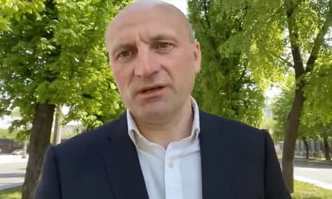 Central Ukrainian City Declares War on Zelenskyy's Coronavirus Restrictions