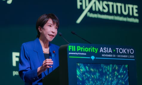 У Японії гаслом року обрали фразу прем'єрки «Я працюватиму...» Раніше вона зізналася, що спить лише по 2-4 години щодня