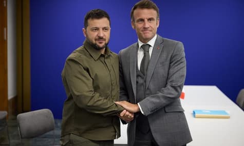 Макрон анонсував візит до України та передачу 40 ракет великої дальності SCALP