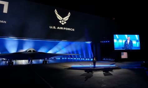 Medvedchuk's yacht at auction, presentation of US nuclear bomber: last night's highlights