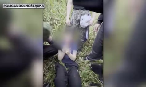 Підлітки у Польщі знімають на камеру побиття 23-річного українця Підлітки у Польщі знімають на камеру побиття 23-річного українця