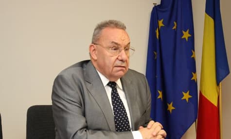 Экс-министр Румынии призвал к разделу Украины между странами-соседями. В посольстве отреагировали