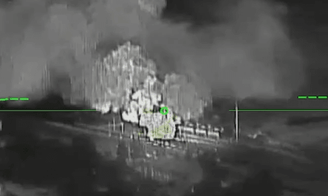 Українські військові показали, як випалили нафтобазу окупантів у Криму та вдарили по логістиці (ВІДЕО)