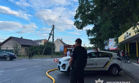 В Ужгороді озброєний чоловік почав стрілянину. Його затримали (ДОПОВНЕНО)