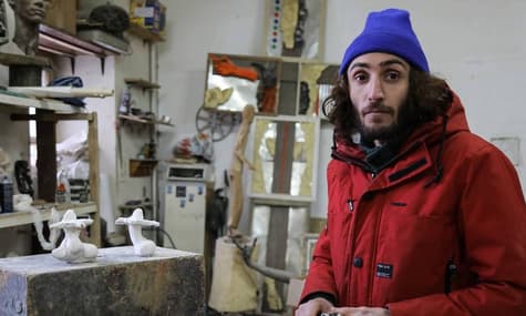 Студент академії у Києві, який створив експозицію «Парад членів», виїхав до Фінляндії — правозахисниця