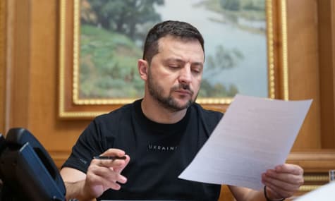 Зеленский: Военные, которые пришли в политику, совершили ошибку