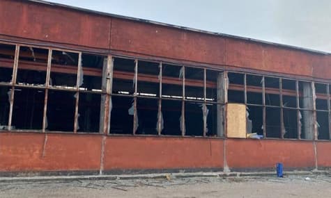 Унаслідок російських обстрілів Нікополя є поранений. Пошкоджено підприємства та будинки