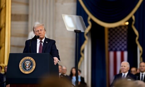 Трамп призвал рф заключить мирное соглашение, иначе «будет только хуже». Пригрозил налогами и санкциями