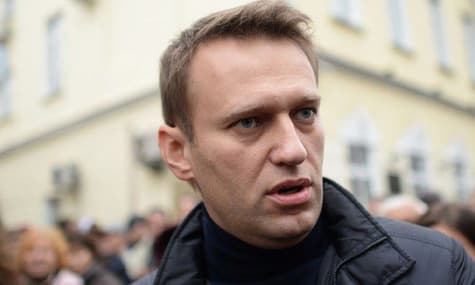 Російський опозиційний політик Навальний потрапив до реанімації. Ймовірно, його отруїли