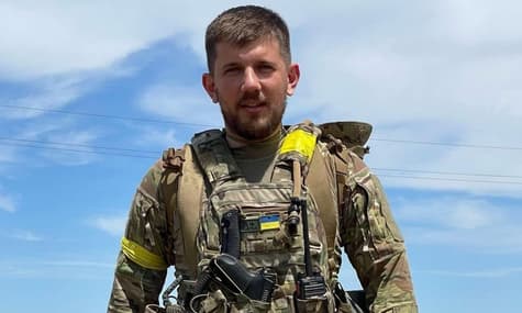 Прощання з полеглим військовим та активістом Павлом Петриченком відбудеться 19 квітня