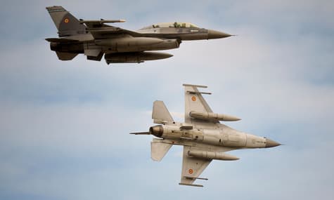 В Румынии открыли центр подготовки пилотов на F-16. Там будут учиться украинцы