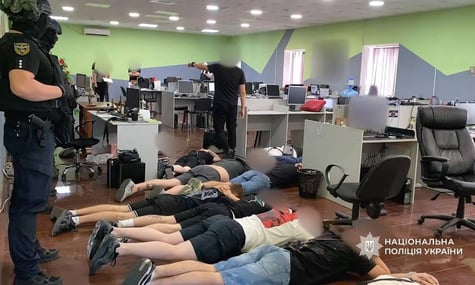 СБУ та Нацполіція заявляють про масштабну операцію проти кол-центрів — 94 з них припинили роботу