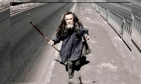 У Дніпрі встановлять скульптуру на честь «дніпровського Фореста Гампа», якого збила автівка